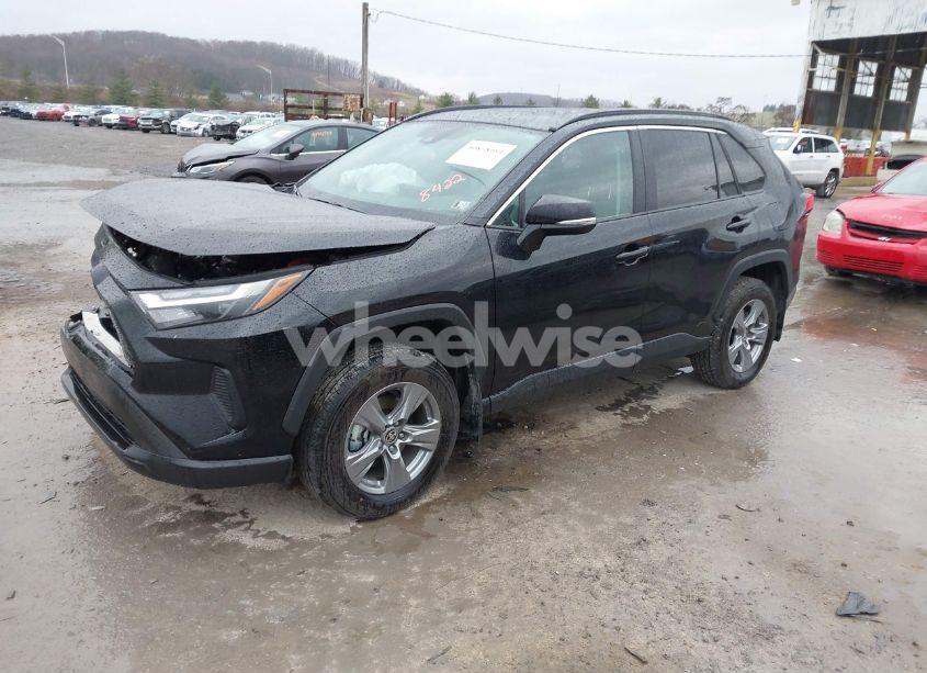 Photo 2 of 2024 Toyota Rav4 HYBRID XLE (VIN 4T3RWRFV5RU158422)