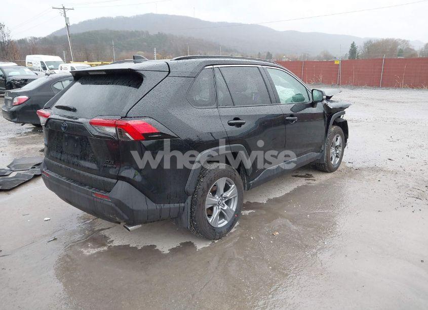 Photo 4 of 2024 Toyota Rav4 HYBRID XLE (VIN 4T3RWRFV5RU158422)