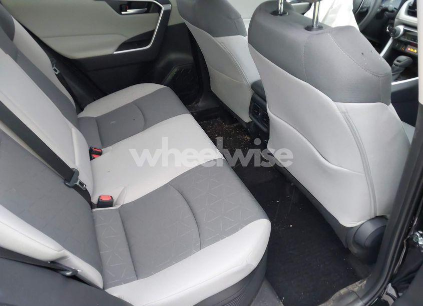 Photo 8 of 2024 Toyota Rav4 HYBRID XLE (VIN 4T3RWRFV5RU158422)