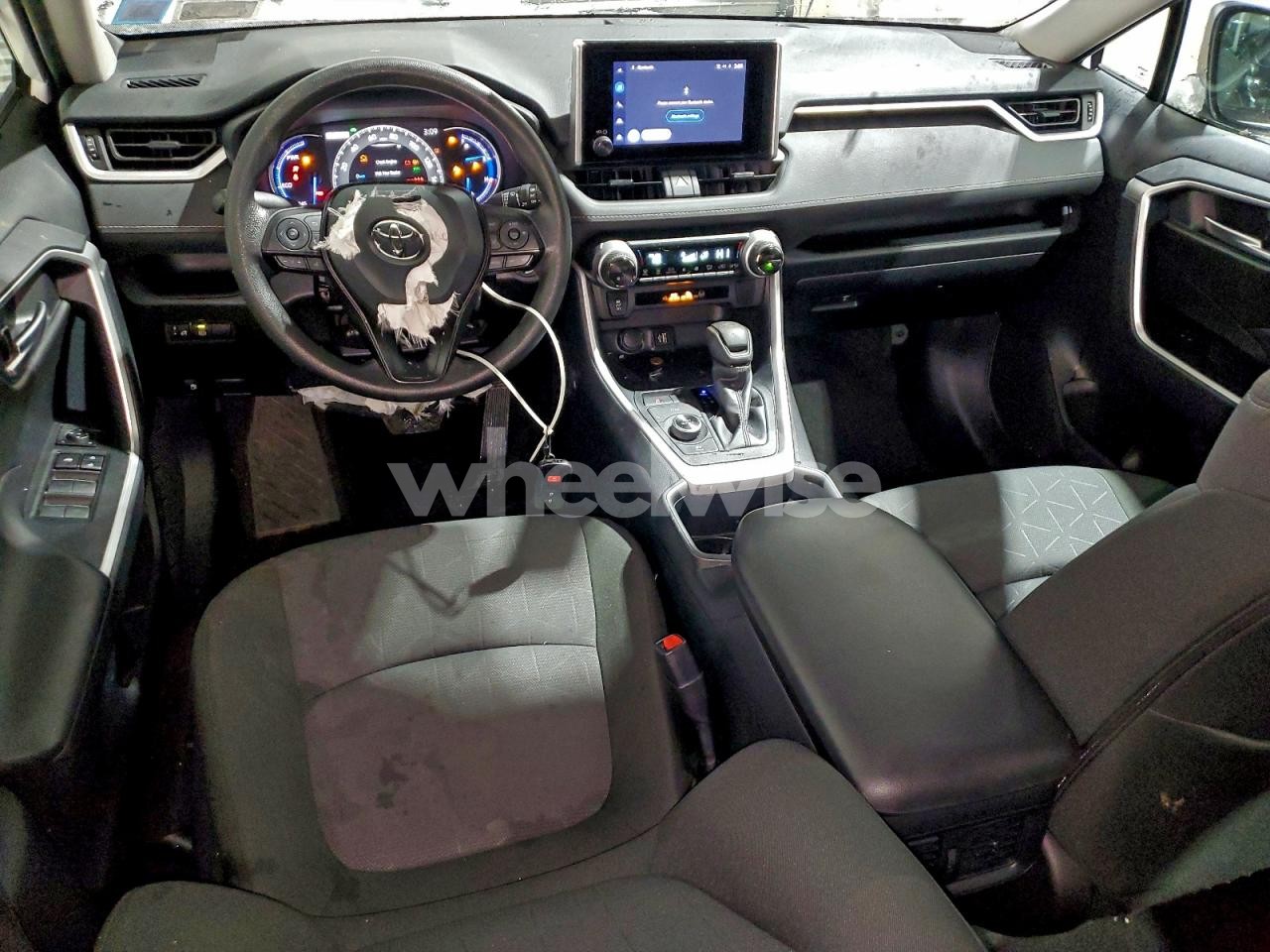 Photo 8 of 2025 TOYOTA RAV4 XLE (VIN 4T3RWRFV5SU167448)