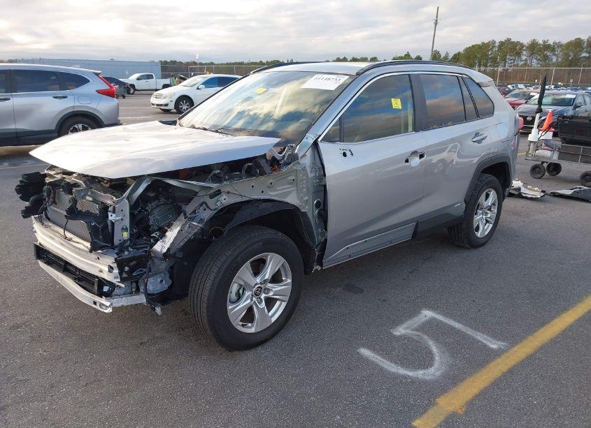 Photo 2 of 2021 Toyota Rav4 HYBRID XLE (VIN 4T3RWRFV6MU012684)