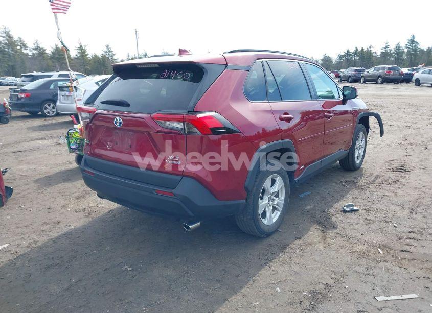 Photo 4 of 2021 Toyota Rav4 HYBRID XLE (VIN 4T3RWRFV6MU027704)