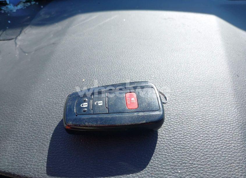 Photo 11 of 2021 Toyota Rav4 HYBRID XLE (VIN 4T3RWRFV6MU037326)