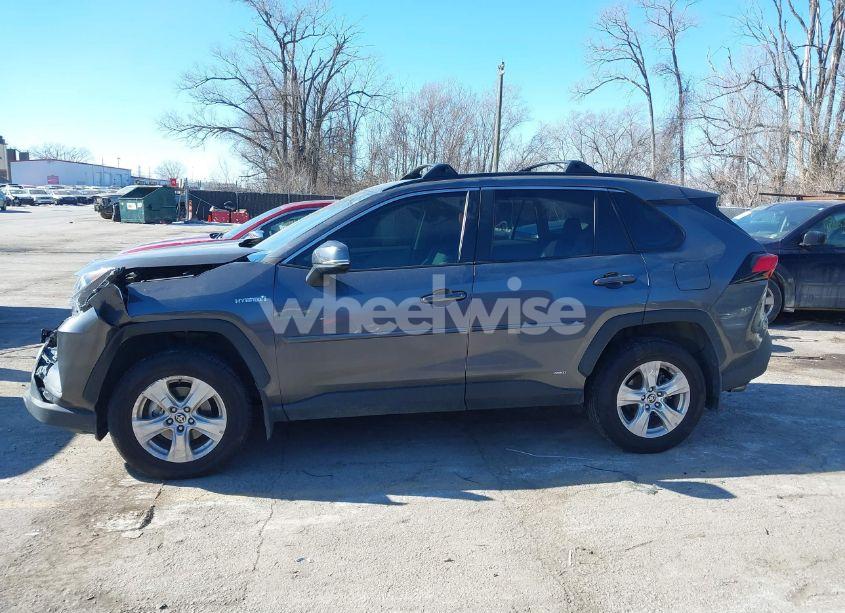 Photo 14 of 2021 Toyota Rav4 HYBRID XLE (VIN 4T3RWRFV6MU037326)