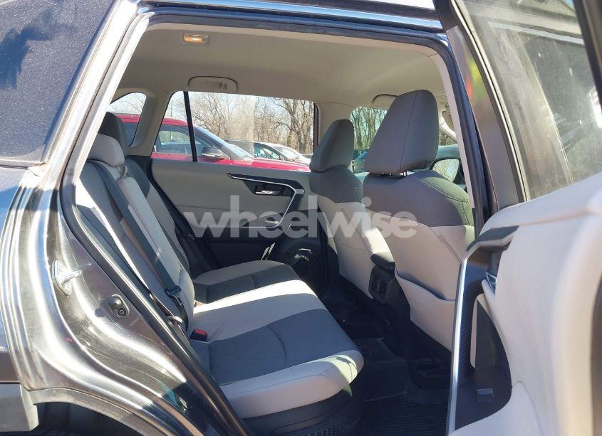 Photo 8 of 2021 Toyota Rav4 HYBRID XLE (VIN 4T3RWRFV6MU037326)