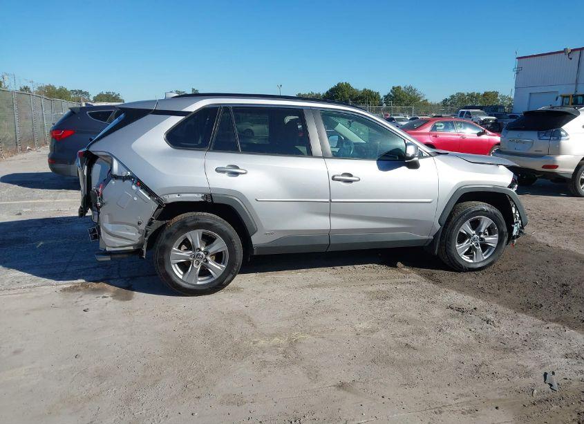 Photo 13 of 2022 Toyota Rav4 HYBRID XLE (VIN 4T3RWRFV6NU060865)