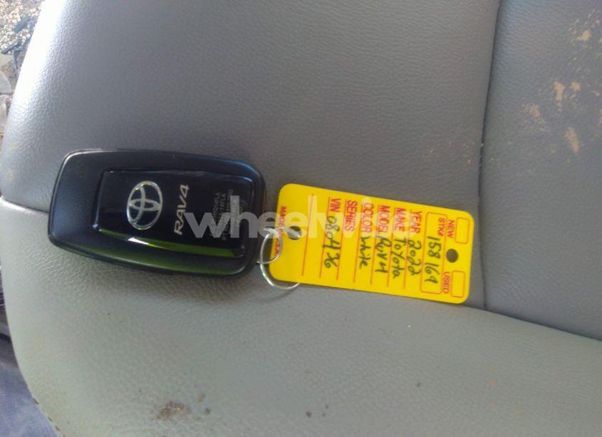 Photo 11 of 2022 Toyota Rav4 HYBRID XLE (VIN 4T3RWRFV6NU080436)