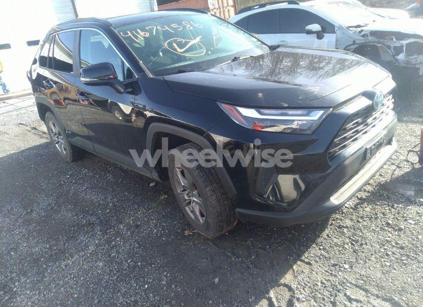 2023 Toyota Rav4 HYBRID XLE (VIN 4T3RWRFV6PU090953) main photo