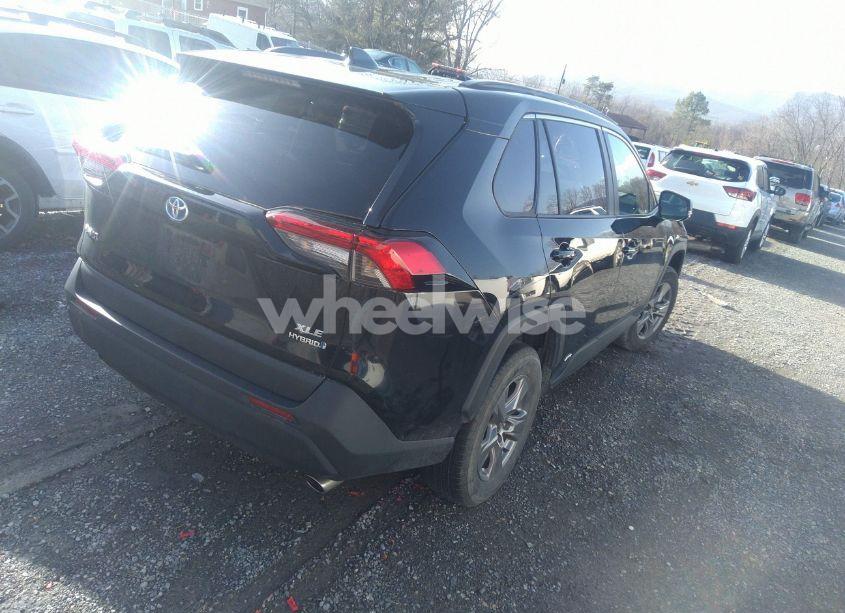 Photo 4 of 2023 Toyota Rav4 HYBRID XLE (VIN 4T3RWRFV6PU090953)