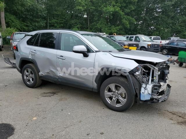 Photo 13 of 2024 TOYOTA RAV4 XLE (VIN 4T3RWRFV6RU123971)