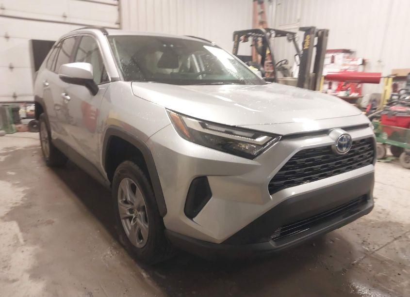 2024 Toyota Rav4 HYBRID XLE (VIN 4T3RWRFV6RU125025) main photo