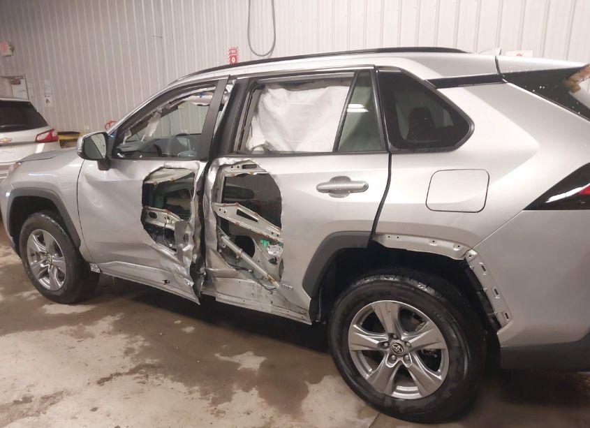 Photo 15 of 2024 Toyota Rav4 HYBRID XLE (VIN 4T3RWRFV6RU125025)