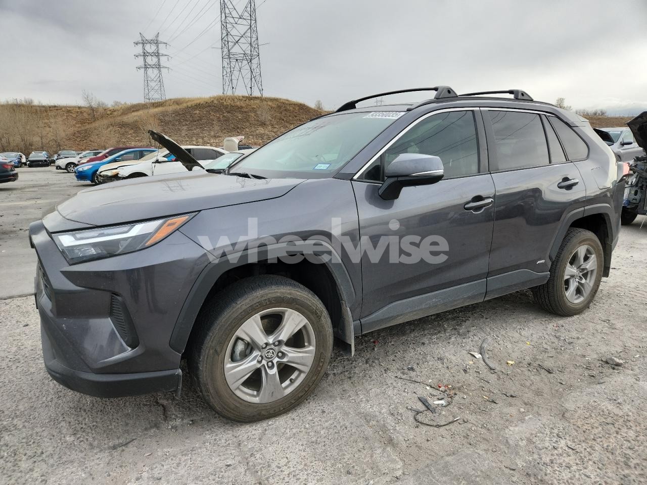 2024 TOYOTA RAV4 XLE (VIN 4T3RWRFV6RU129477) main photo