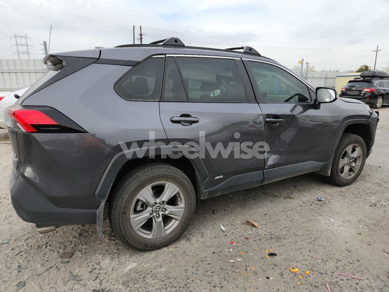 Photo 3 of 2024 TOYOTA RAV4 XLE (VIN 4T3RWRFV6RU129477)