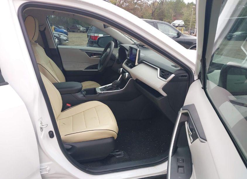 Photo 5 of 2024 Toyota Rav4 HYBRID XLE (VIN 4T3RWRFV6RU144013)