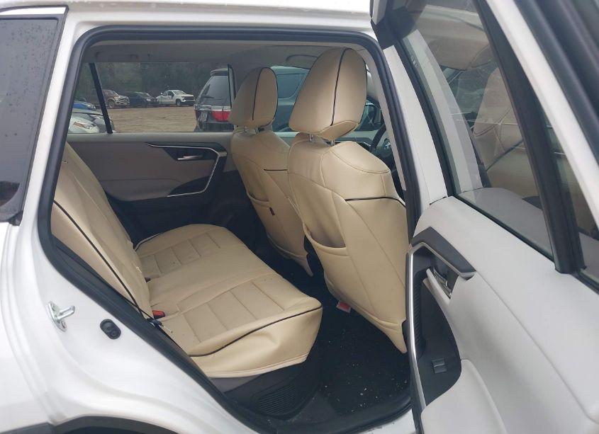 Photo 8 of 2024 Toyota Rav4 HYBRID XLE (VIN 4T3RWRFV6RU144013)