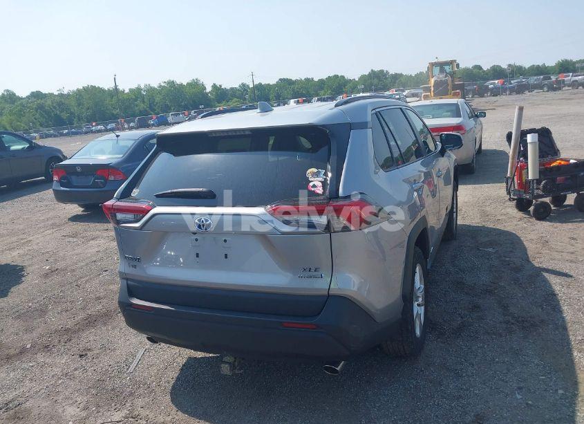 Photo 16 of 2021 Toyota Rav4 HYBRID XLE (VIN 4T3RWRFV7MU043264)