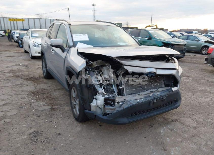 2022 Toyota Rav4 HYBRID XLE (VIN 4T3RWRFV7NU052211) main photo