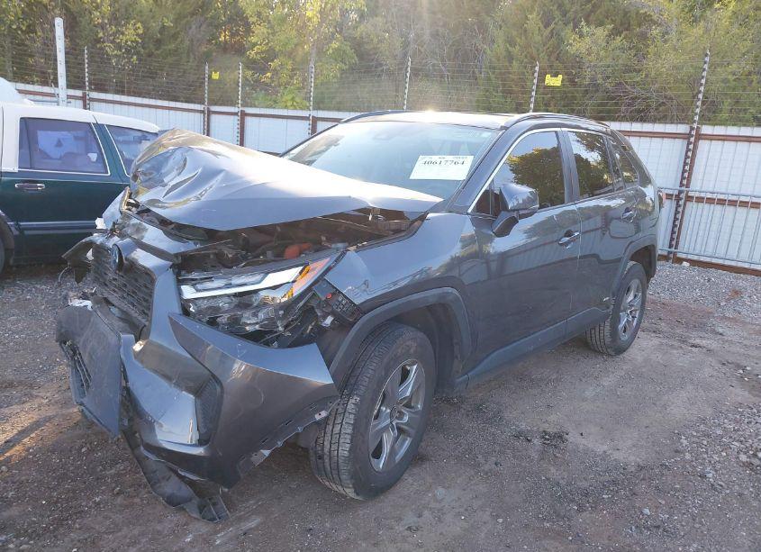 Photo 2 of 2022 Toyota Rav4 HYBRID XLE (VIN 4T3RWRFV7NU055996)