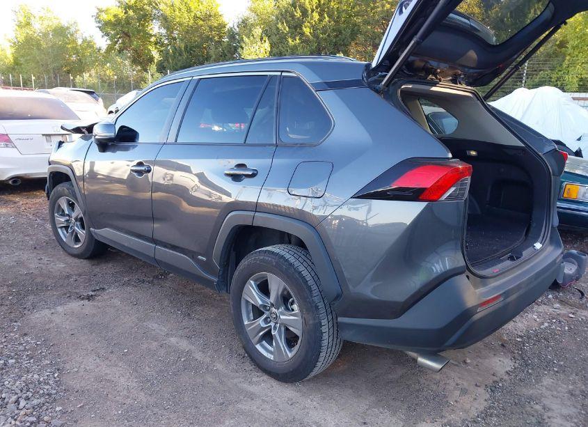 Photo 3 of 2022 Toyota Rav4 HYBRID XLE (VIN 4T3RWRFV7NU055996)
