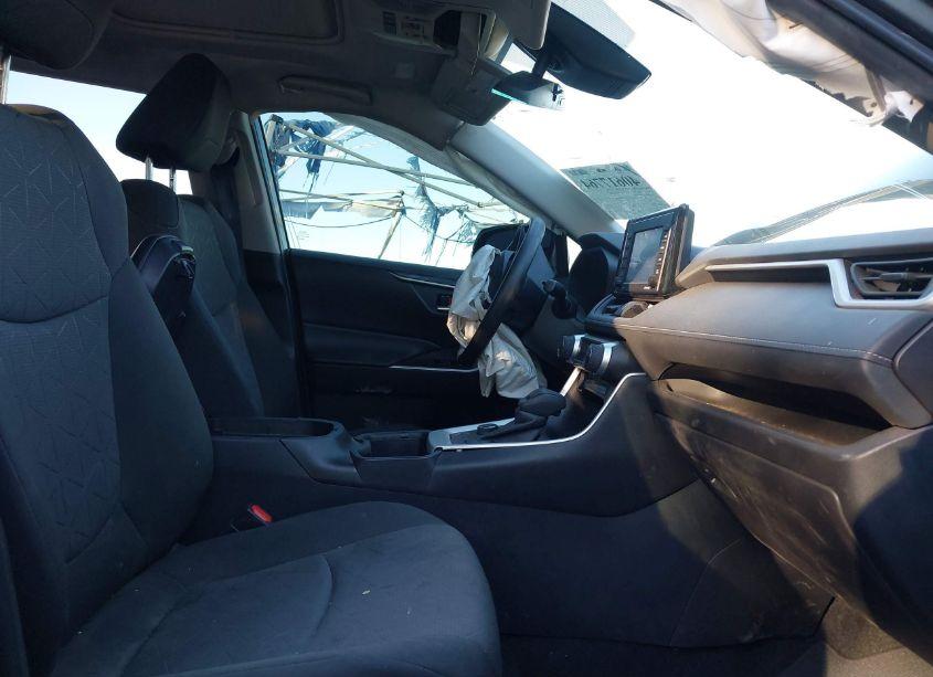 Photo 5 of 2022 Toyota Rav4 HYBRID XLE (VIN 4T3RWRFV7NU055996)