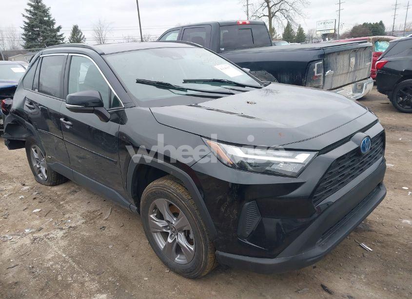 2022 Toyota Rav4 HYBRID XLE (VIN 4T3RWRFV7NU066318) main photo