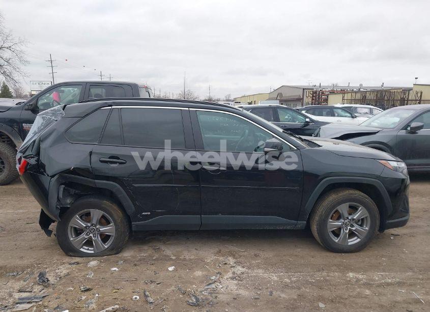 Photo 13 of 2022 Toyota Rav4 HYBRID XLE (VIN 4T3RWRFV7NU066318)