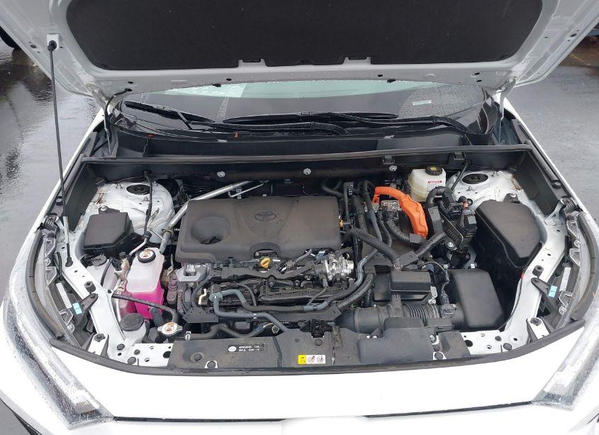 Photo 10 of 2024 Toyota Rav4 HYBRID XLE (VIN 4T3RWRFV7RU115863)
