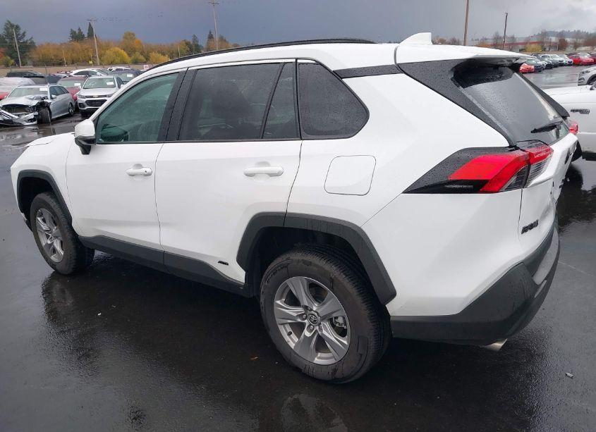 Photo 3 of 2024 Toyota Rav4 HYBRID XLE (VIN 4T3RWRFV7RU115863)