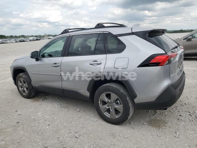 Photo 2 of 2024 TOYOTA RAV4 XLE (VIN 4T3RWRFV7RU147325)