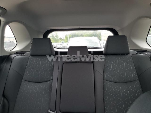 Photo 8 of 2024 TOYOTA RAV4 XLE (VIN 4T3RWRFV7RU147325)