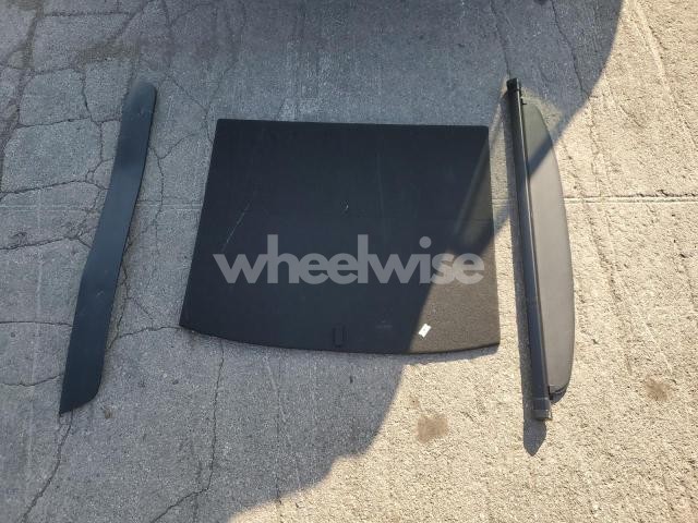 Photo 3 of 2025 TOYT RAV4 XLE HYBRID N/A (VIN 4T3RWRFV7SU181660)