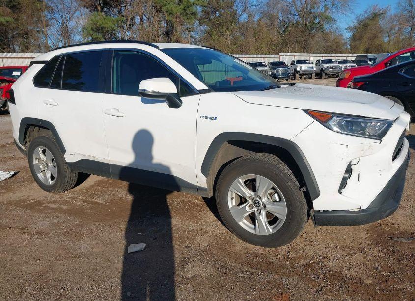2021 Toyota Rav4 HYBRID XLE (VIN 4T3RWRFV8MU020818) main photo