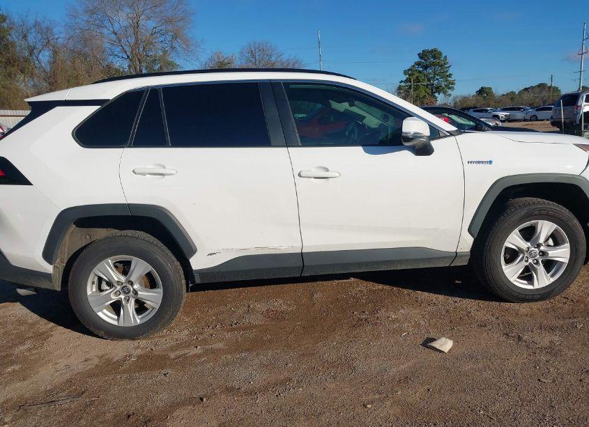 Photo 13 of 2021 Toyota Rav4 HYBRID XLE (VIN 4T3RWRFV8MU020818)