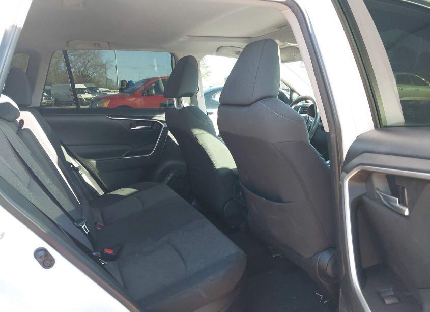 Photo 8 of 2021 Toyota Rav4 HYBRID XLE (VIN 4T3RWRFV8MU020818)