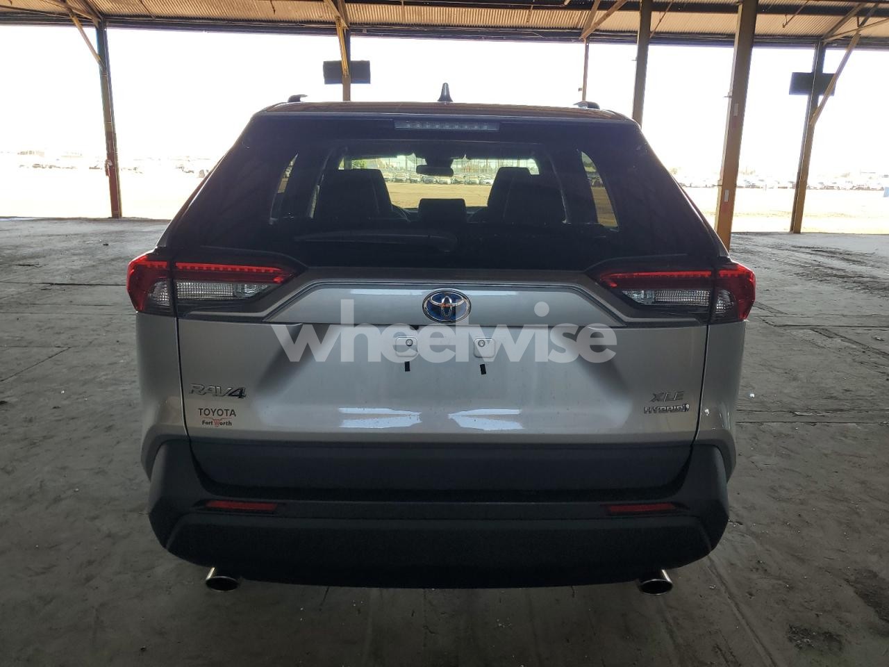 Photo 6 of 2021 TOYOTA RAV4 XLE (VIN 4T3RWRFV8MU022357)