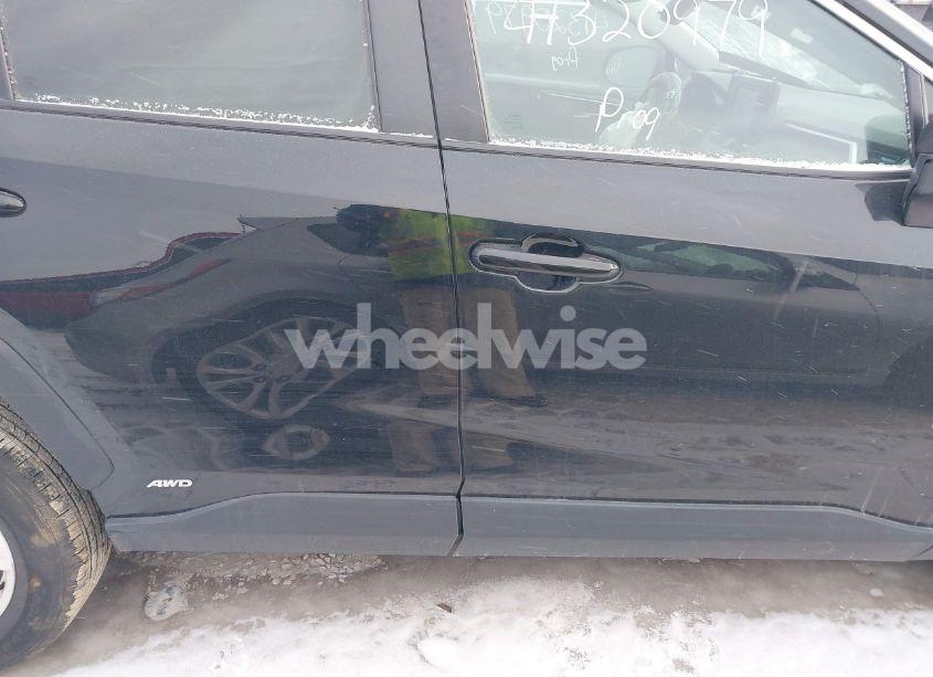 Photo 13 of 2021 Toyota Rav4 HYBRID XLE (VIN 4T3RWRFV8MU023511)