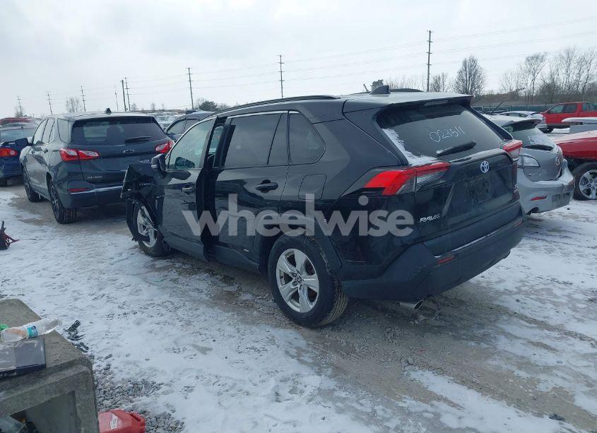 Photo 3 of 2021 Toyota Rav4 HYBRID XLE (VIN 4T3RWRFV8MU023511)