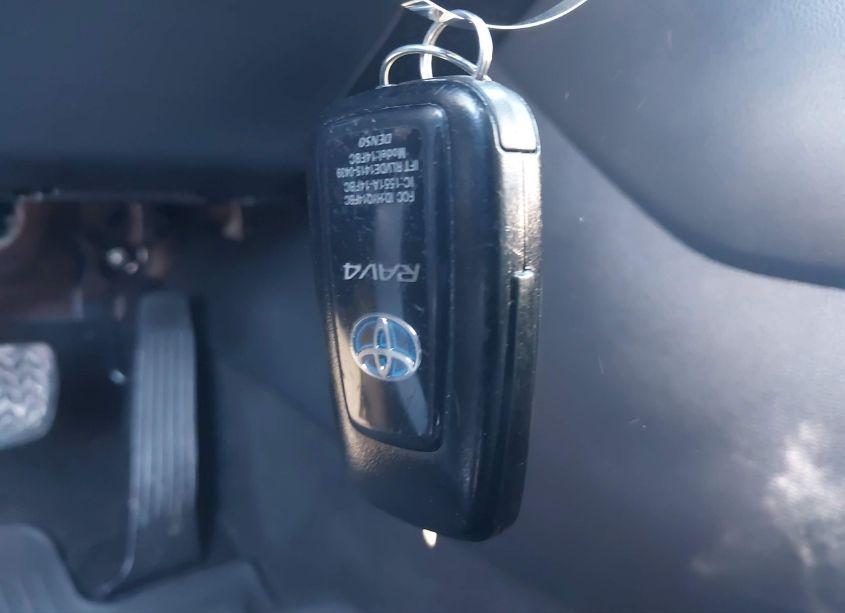 Photo 11 of 2021 Toyota Rav4 HYBRID XLE (VIN 4T3RWRFV8MU031978)
