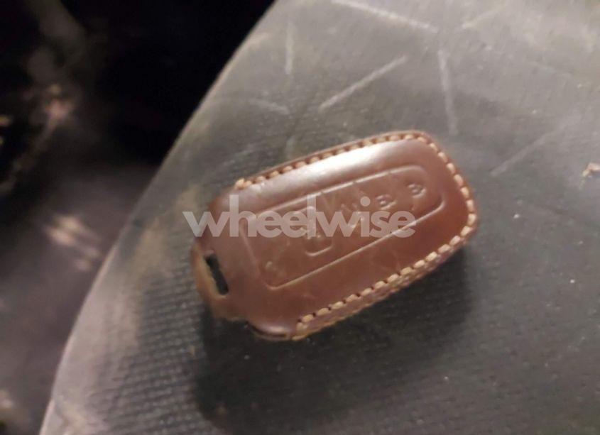 Photo 11 of 2021 Toyota Rav4 HYBRID XLE (VIN 4T3RWRFV8MU033987)