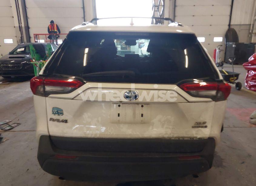Photo 16 of 2021 Toyota Rav4 HYBRID XLE (VIN 4T3RWRFV8MU033987)