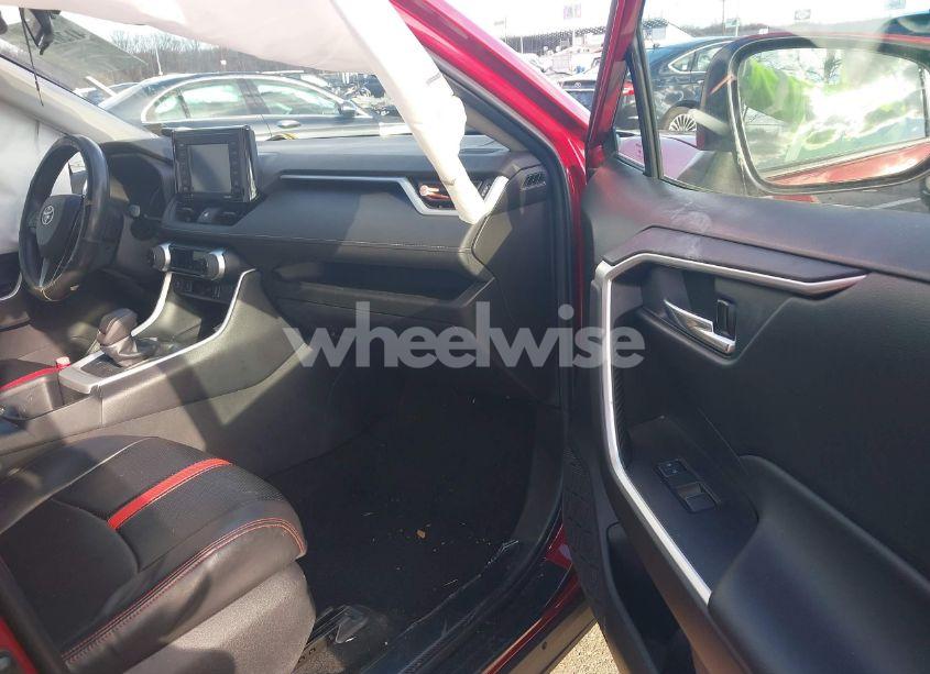 Photo 5 of 2022 Toyota Rav4 HYBRID XLE (VIN 4T3RWRFV8NU060446)