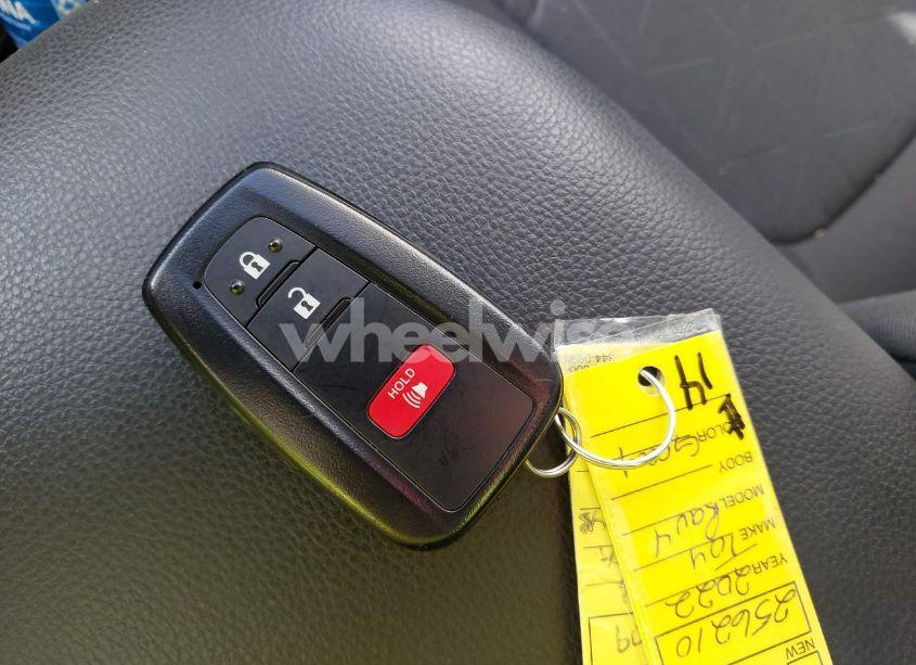 Photo 11 of 2022 Toyota Rav4 HYBRID XLE (VIN 4T3RWRFV8NU062309)