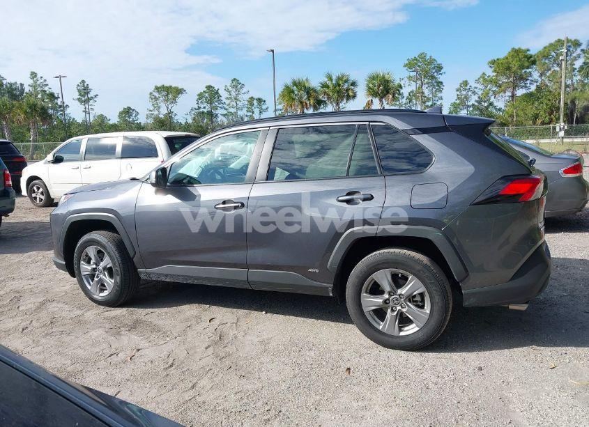 Photo 14 of 2022 Toyota Rav4 HYBRID XLE (VIN 4T3RWRFV8NU062309)