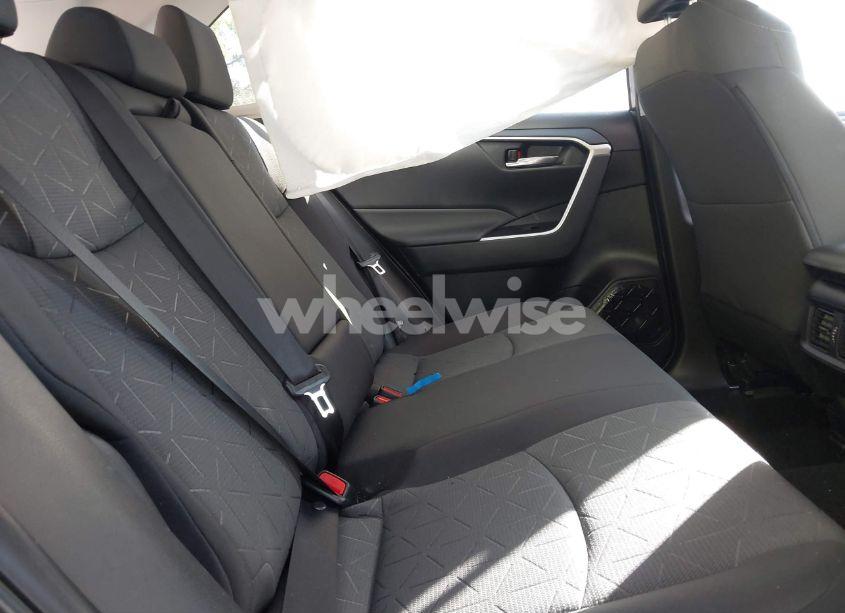 Photo 8 of 2022 Toyota Rav4 HYBRID XLE (VIN 4T3RWRFV8NU062309)