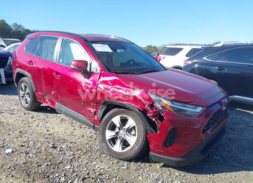 2024 Toyota Rav4 HYBRID XLE (VIN 4T3RWRFV8RU123129) main photo