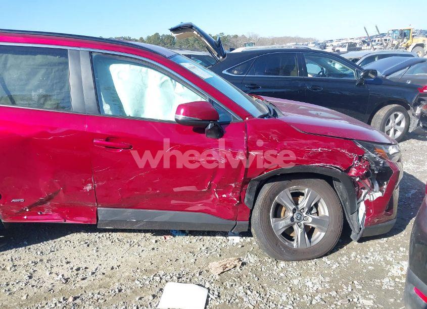 Photo 6 of 2024 Toyota Rav4 HYBRID XLE (VIN 4T3RWRFV8RU123129)