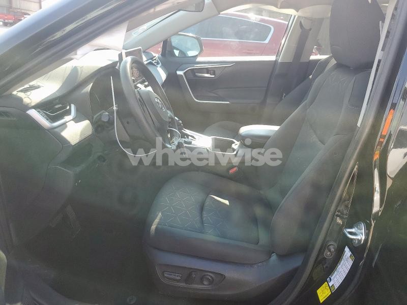 Photo 14 of 2024 TOYOTA RAV4 XLE (VIN 4T3RWRFV8RU125754)