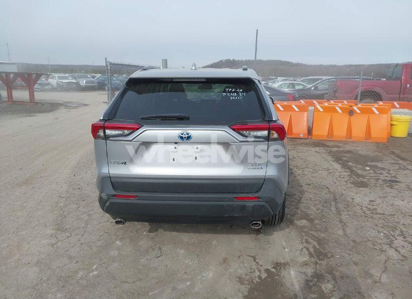 Photo 16 of 2024 Toyota Rav4 HYBRID XLE (VIN 4T3RWRFV8RU146944)