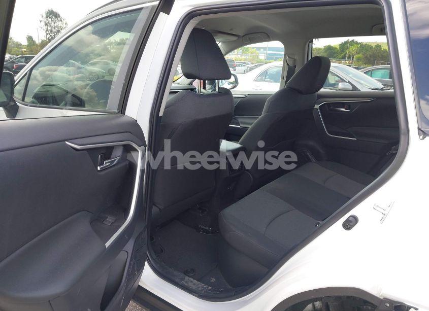 Photo 8 of 2024 Toyota Rav4 HYBRID XLE (VIN 4T3RWRFV8RU150914)